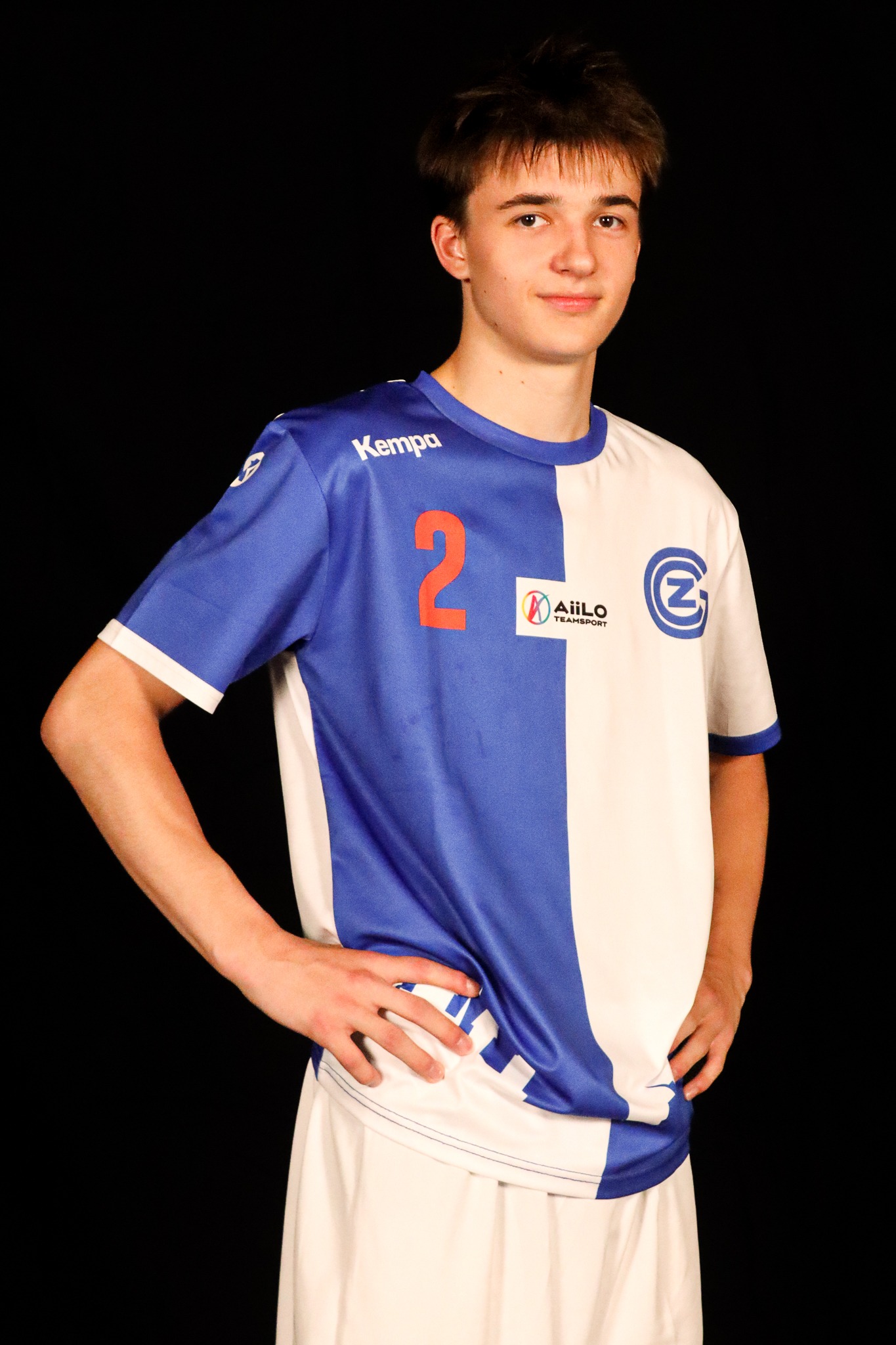 U19 13 U19L Portrait 5